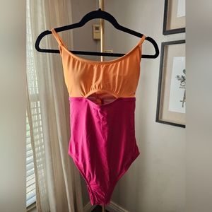 NWT L Shade and Shore One Piece Swim Suit